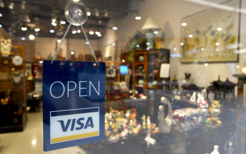 ecommerce-GRASSE-min_open_sign_visa_sign_open_store_sign_visa_credit_card_business-810443
